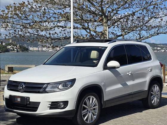 VOLKSWAGEN TIGUAN 2.0 TSI R-LINE 16V TURBO GASOLINA 4P TIPTRONIC VOLKSWAGEN TIGUAN 2.0 TSI R-LINE 16V TURBO GASOLINA 4P TIPTRONIC